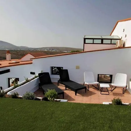 Villa Los Palomos San Bartolome (Las Palmas)