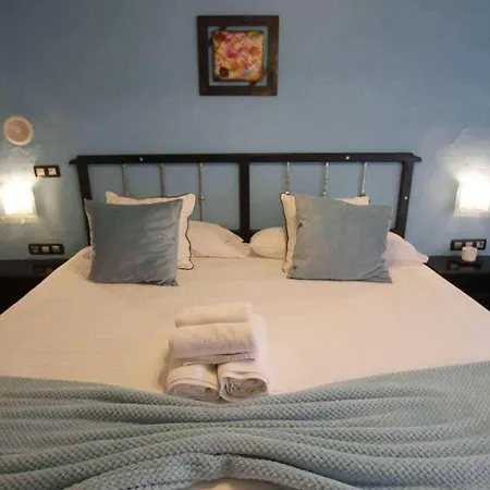 Los Palomos Villa *
