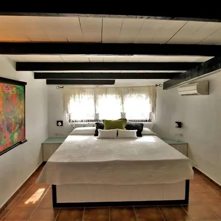 Los Palomos Villa *