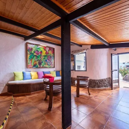 Villa Los Palomos San Bartolome (Las Palmas)