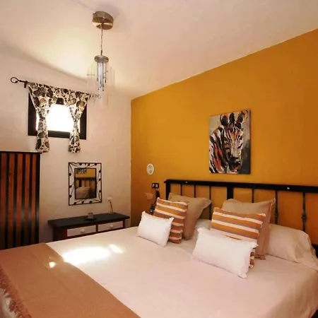 Los Palomos Villa *