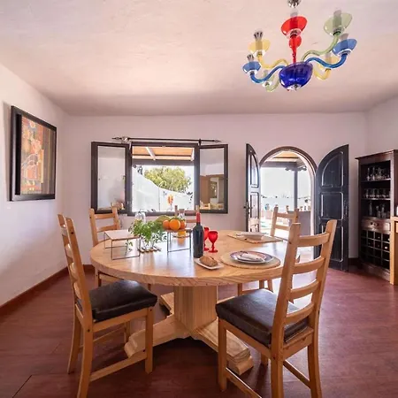 Villa Los Palomos San Bartolome (Las Palmas)